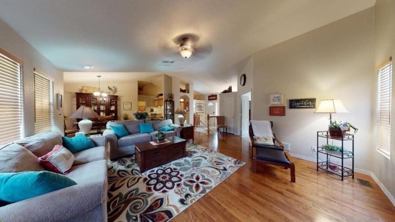 120 Winding Meadow By Vacation Rentals For You Monument エクステリア 写真